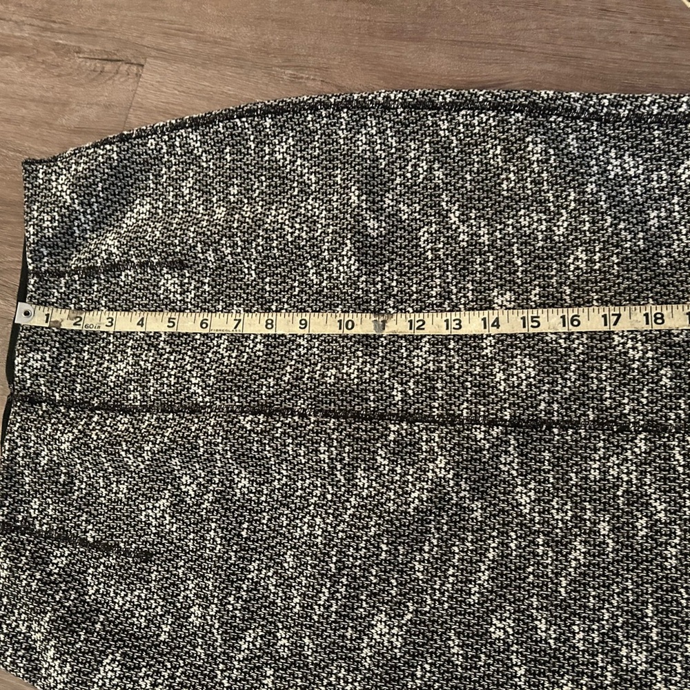 NWOT ANN Taylor Zara Monochrome Tweed Skirt